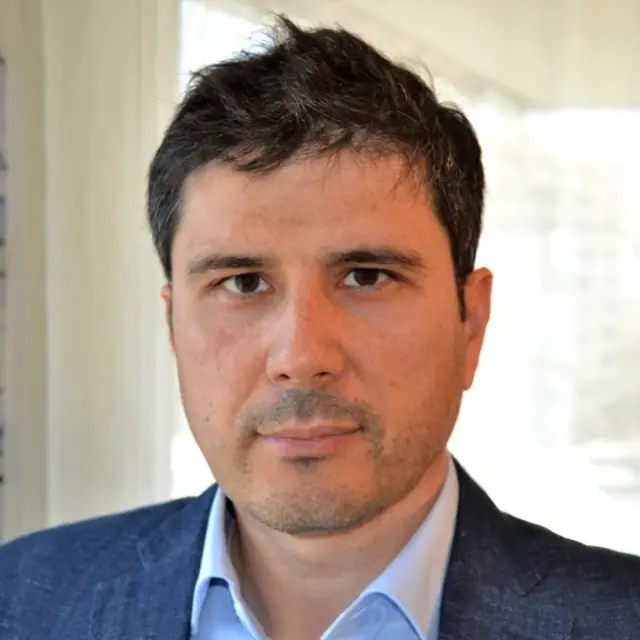 Dr. Aleksandar Novakovic